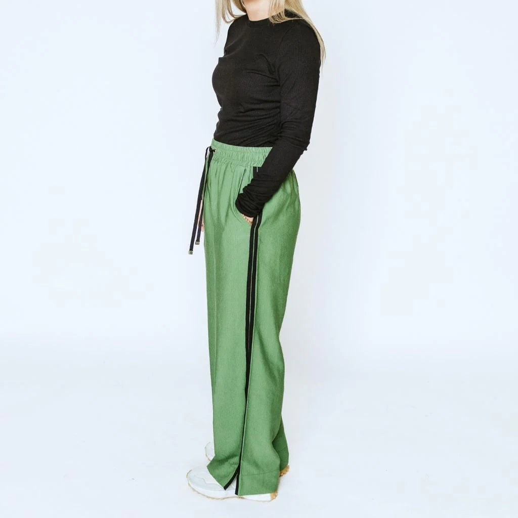 Moke Indiana Wide Leg Pant Dill w Black Stripe