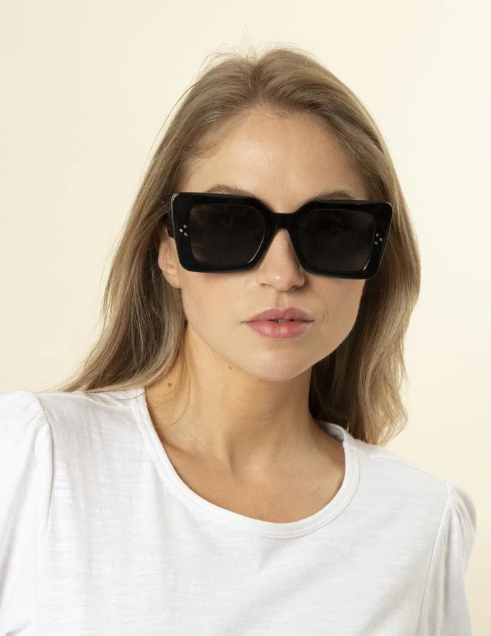 Sunglasses Cora Black Stella + Gemma