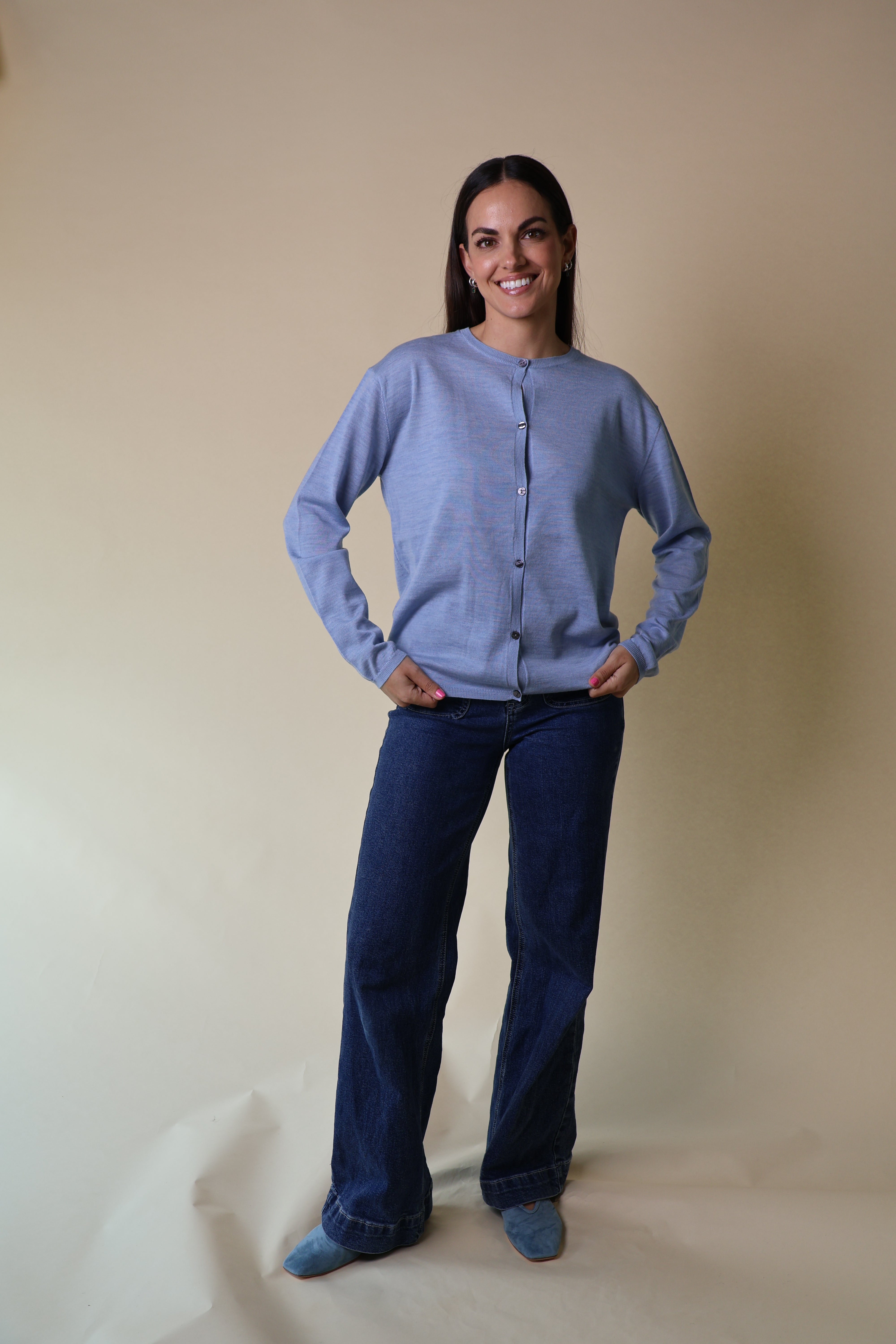 Morganite Cardigan Yarnsmith Pale Blue