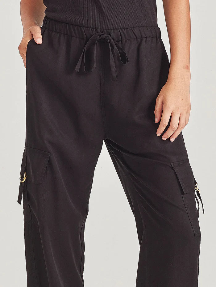 Gigi Cargo Pants Sills Black